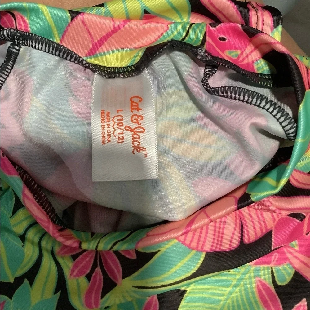 Cat & Jack Colorful Leaf Print Rashguard Set - Picture 4 of 5